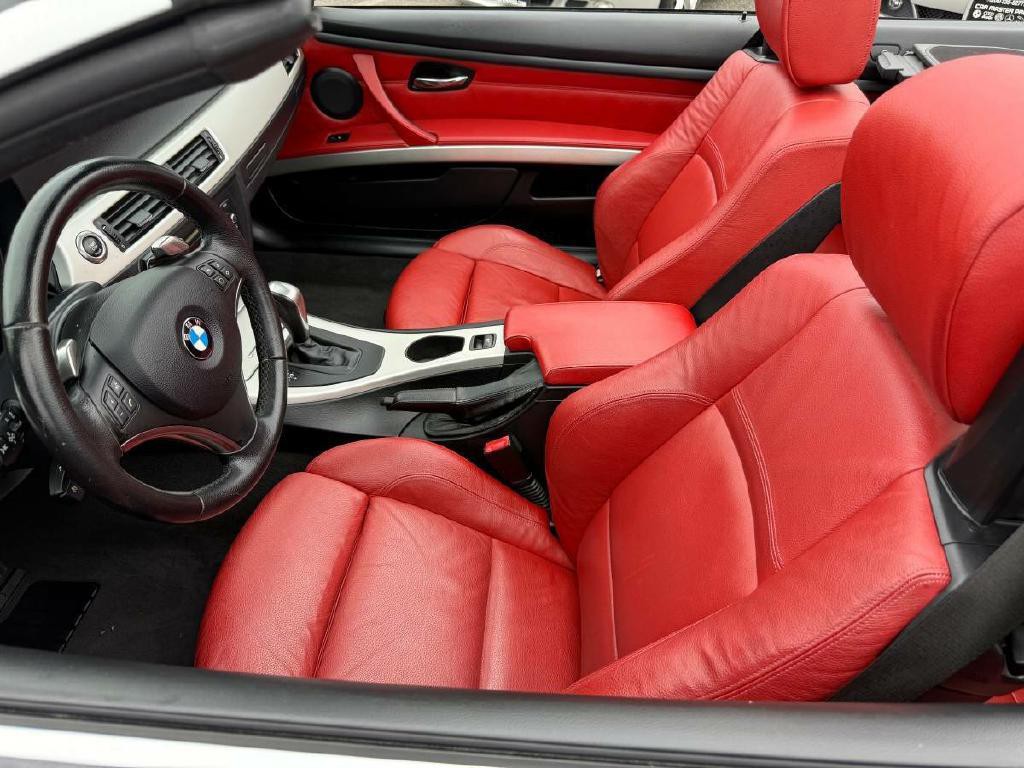 2007 BMW 3 Series Image 11