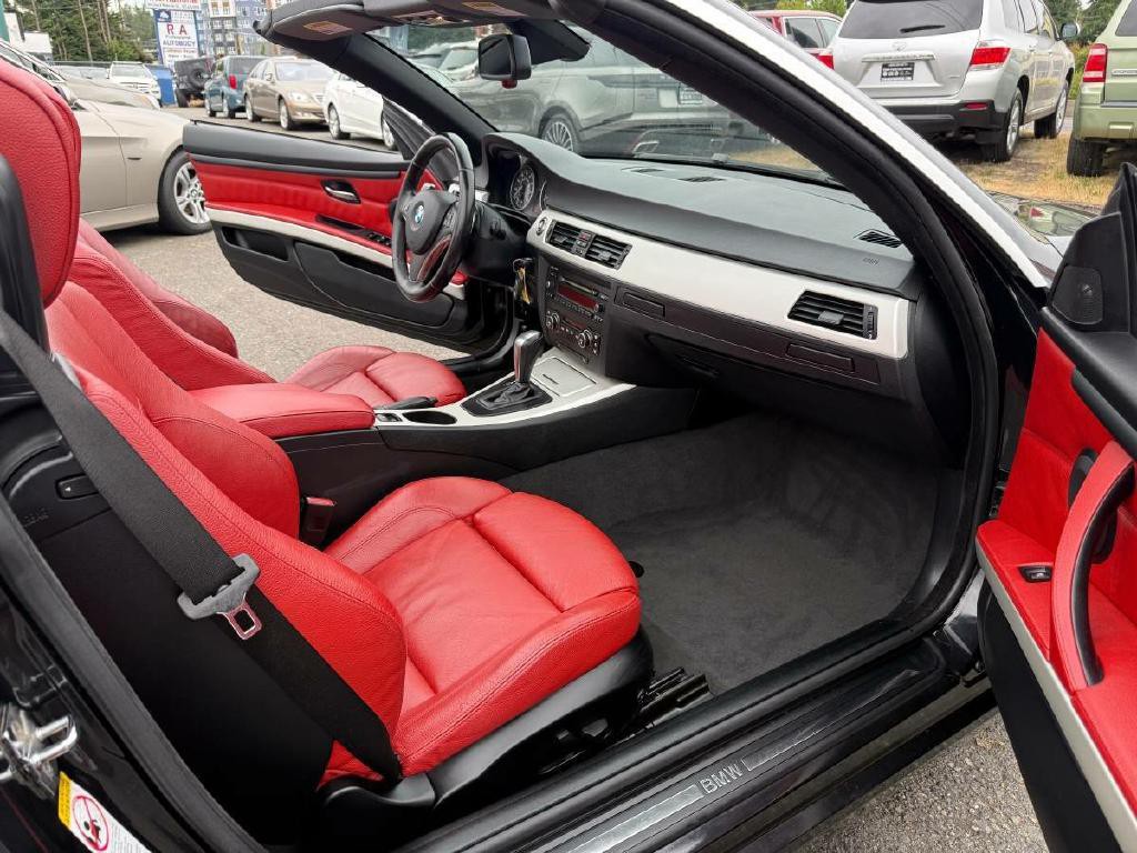 2007 BMW 3 Series Image 17