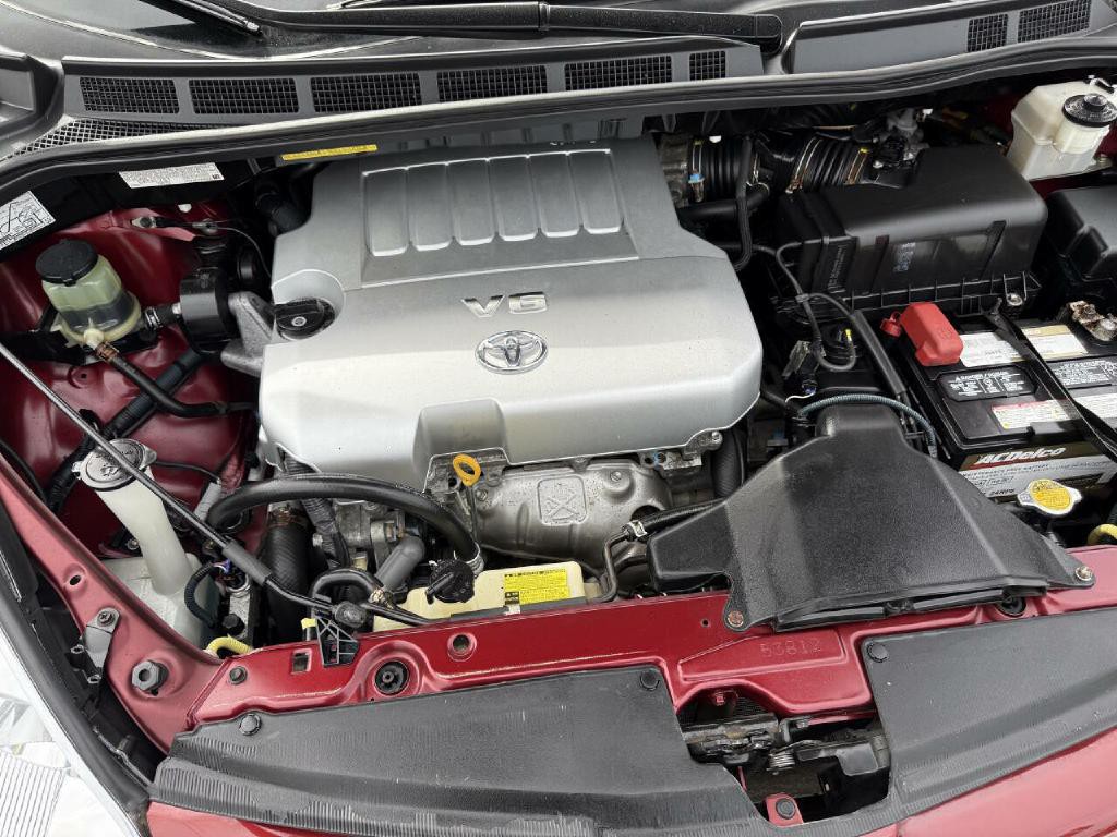 2009 Toyota Sienna Image 22