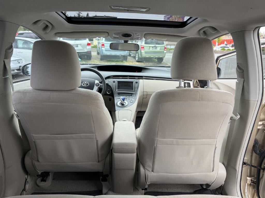 2010 Toyota Prius Image 14
