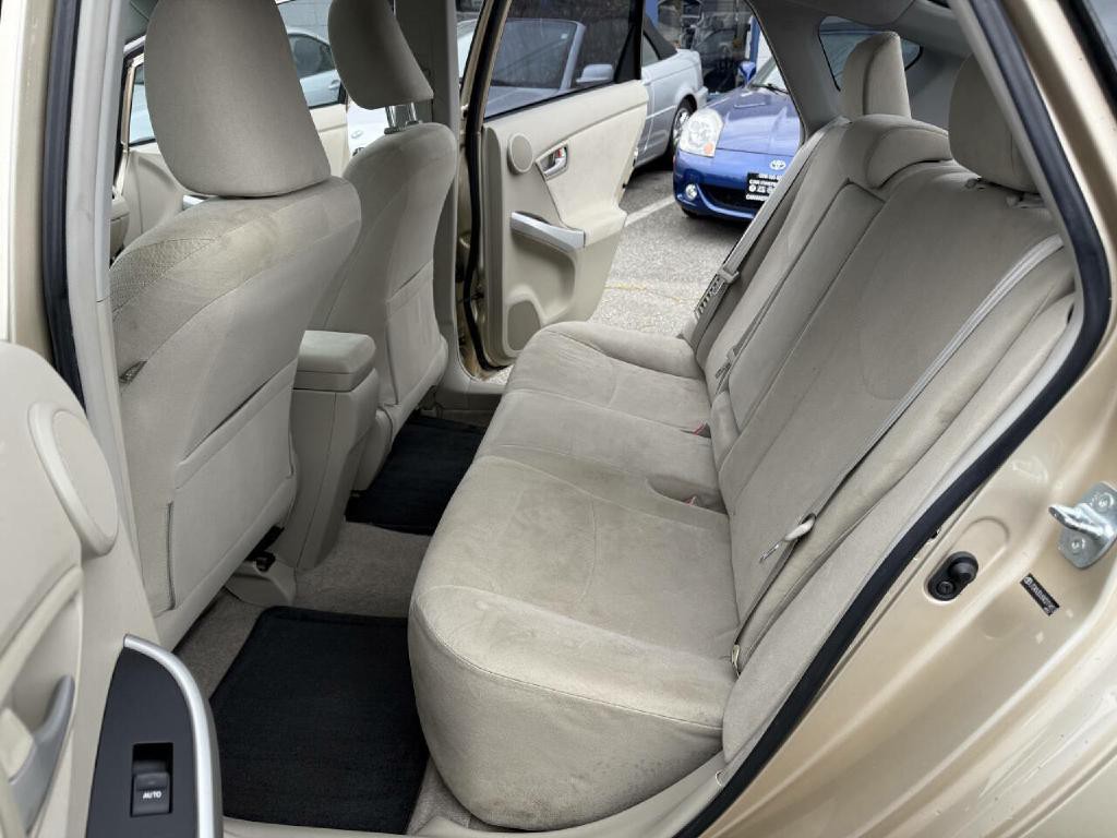 2010 Toyota Prius Image 15
