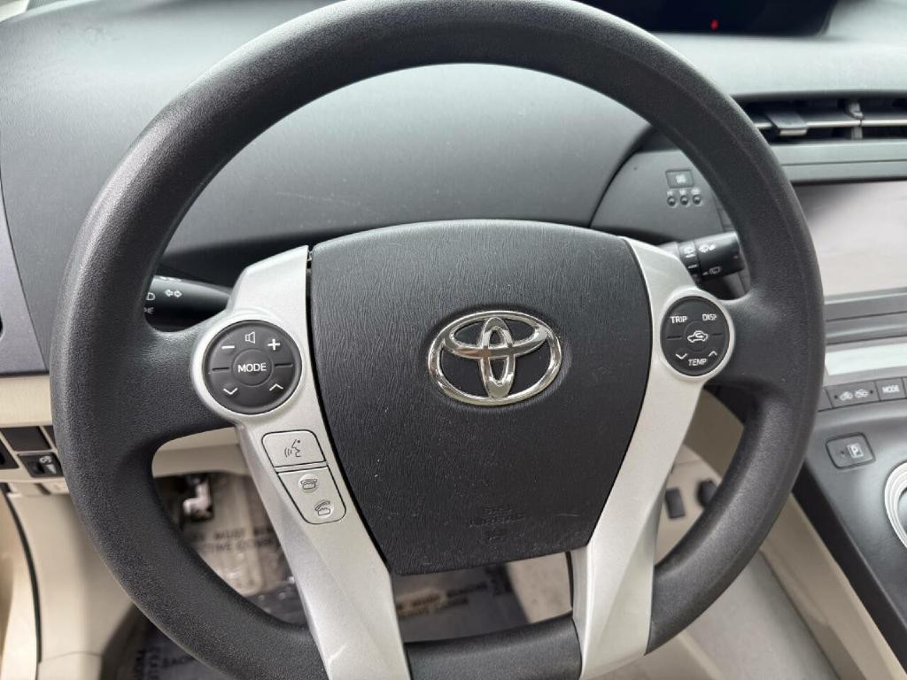 2010 Toyota Prius Image 16