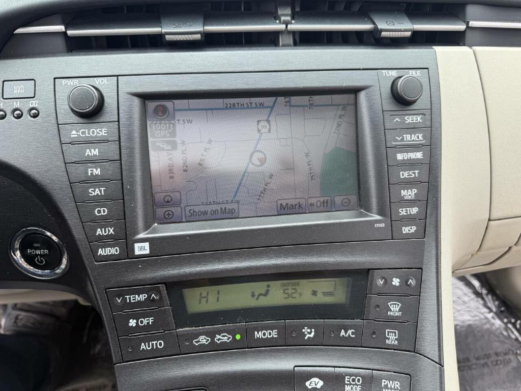 2010 Toyota Prius Image 23