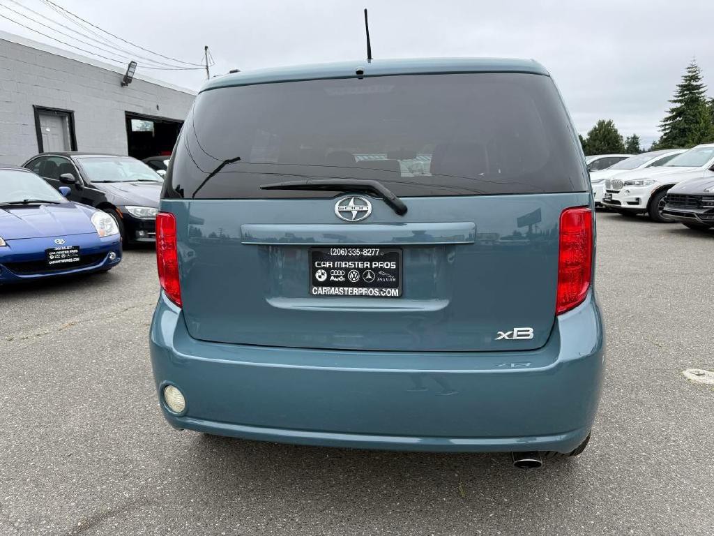 2008 Scion xB Image 4