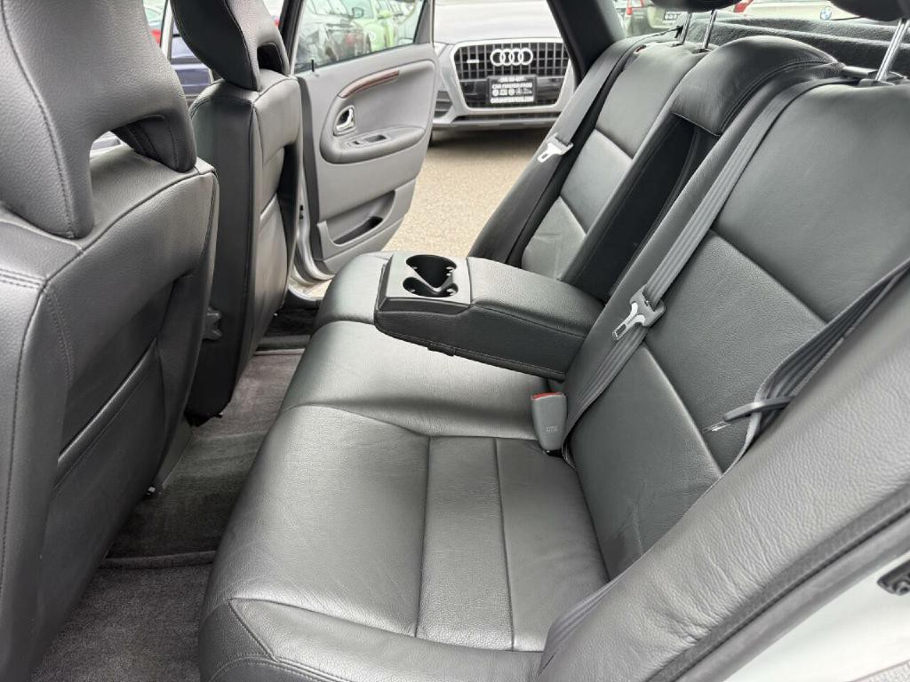 2002 Volvo V40 Image 22
