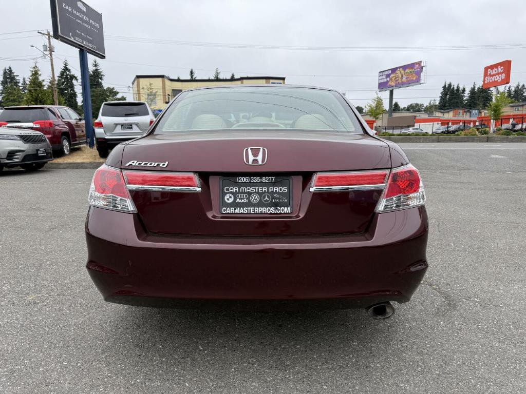 2011 Honda Accord Image 9