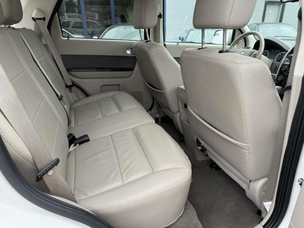 2010 Ford Escape Image 16