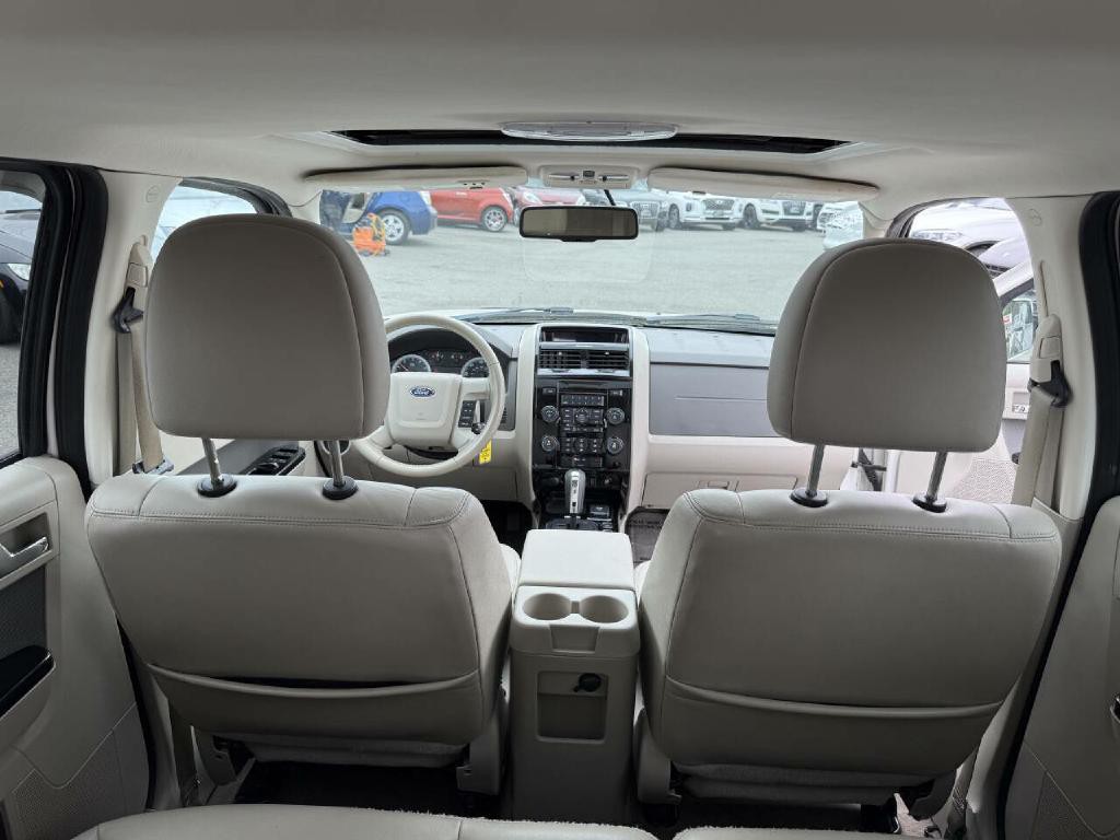 2010 Ford Escape Image 18