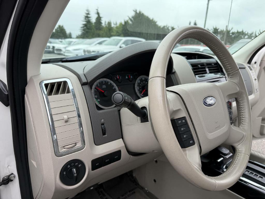 2010 Ford Escape Image 20