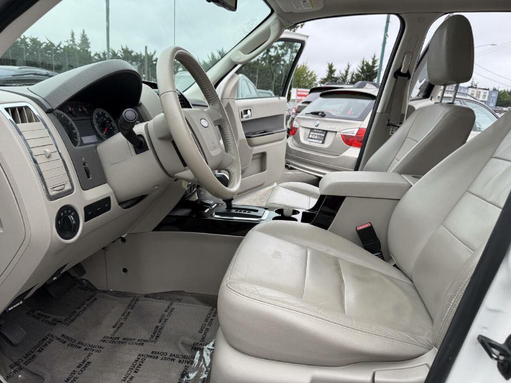 2010 Ford Escape Image 22