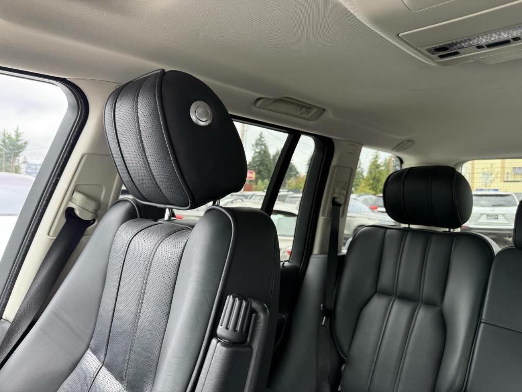 2010 Land Rover Range Rover Image 33