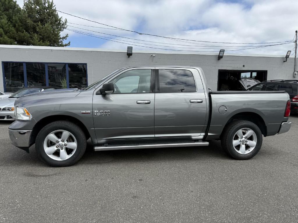 2013 RAM 1500 Image 3