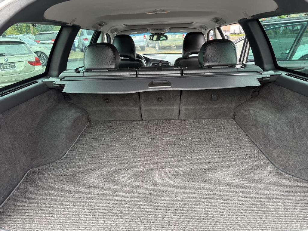 2003 Volvo XC70 Image 13