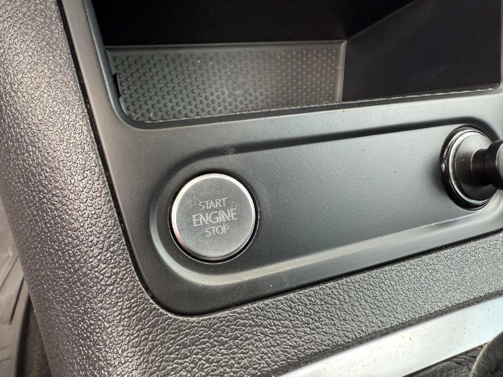 2013 Volkswagen Tiguan Image 19