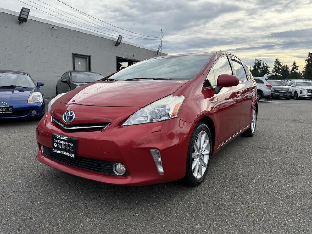 2013 Toyota Prius Image 4