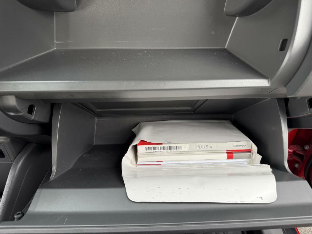 2013 Toyota Prius Image 22