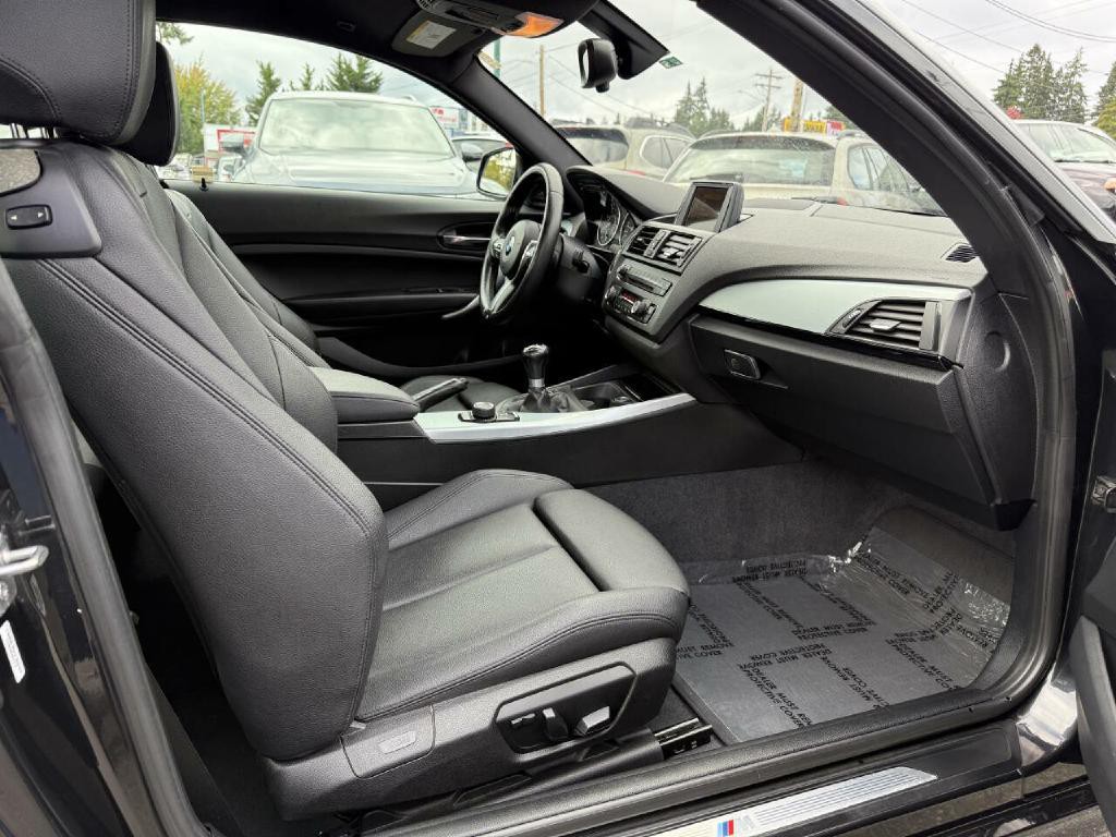 2015 BMW 2 Series Image 11