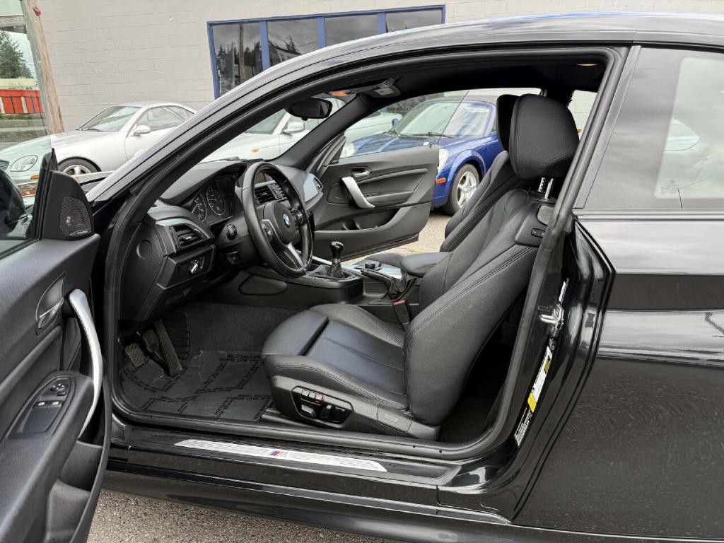 2015 BMW 2 Series Image 16