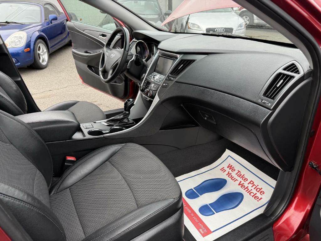 2013 Hyundai Sonata Image 27