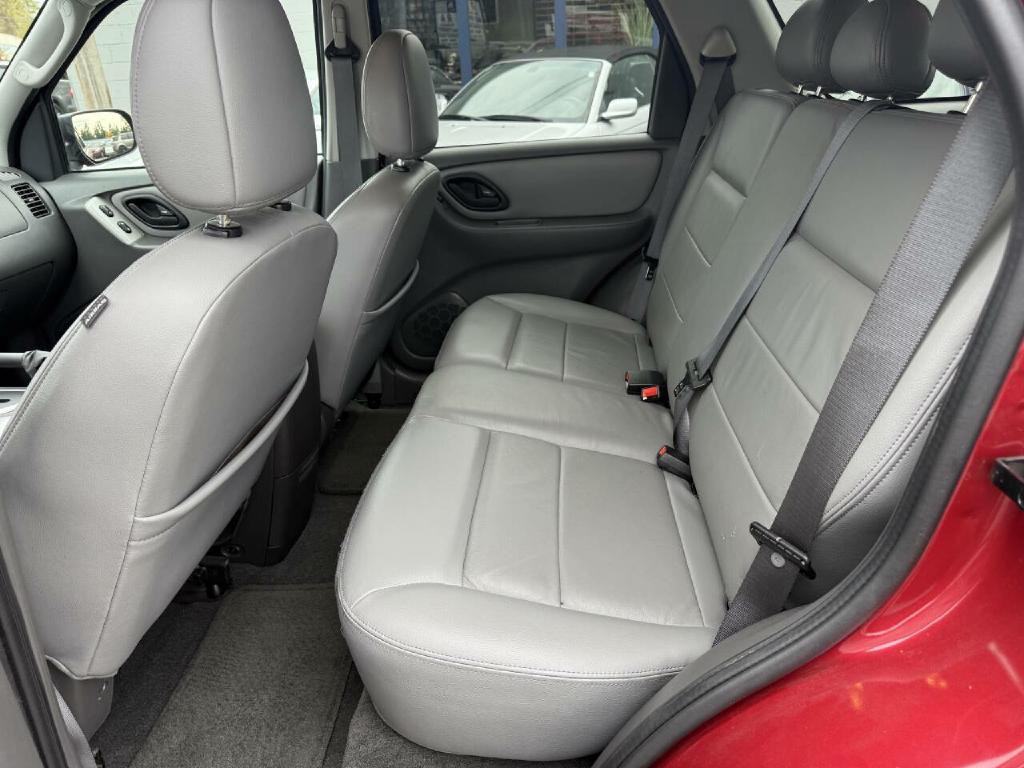 2006 Ford Escape Image 8