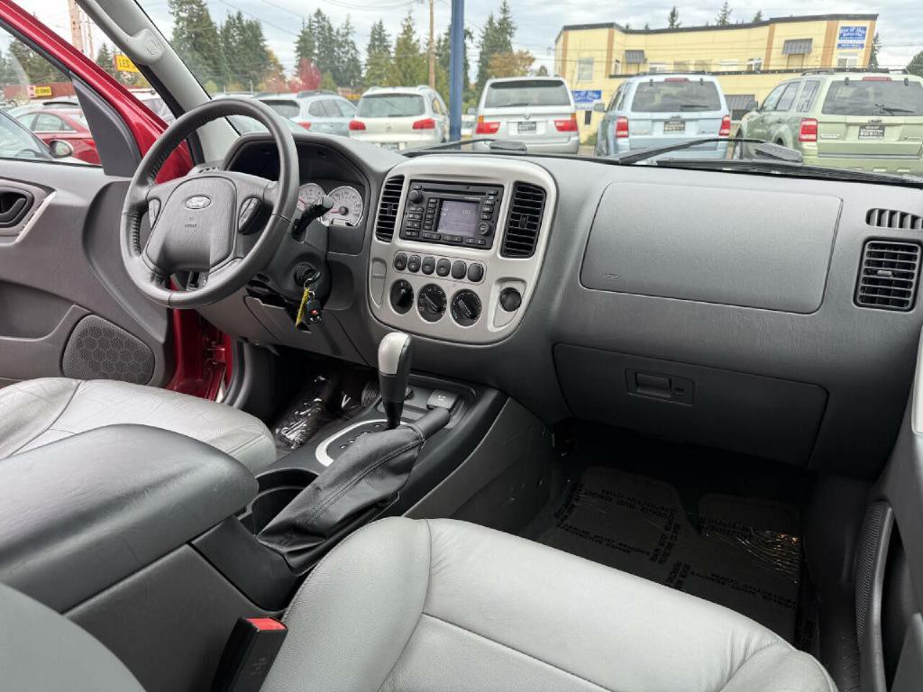 2006 Ford Escape Image 11