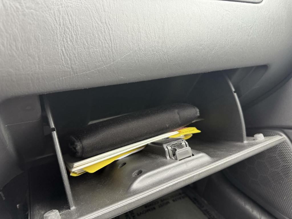 2006 Ford Escape Image 16