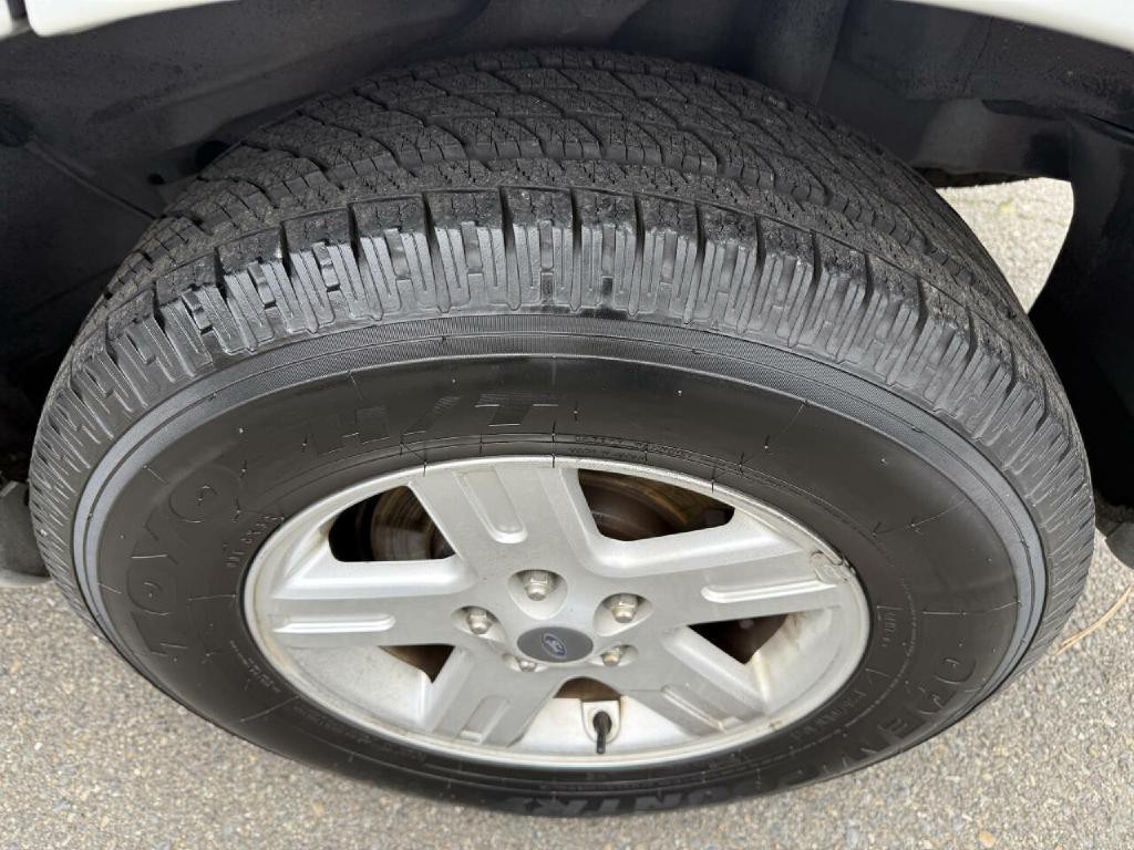 2006 Ford Escape Image 23