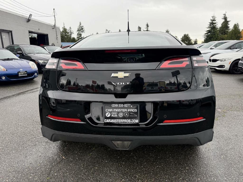 2012 Chevrolet Volt Image 11