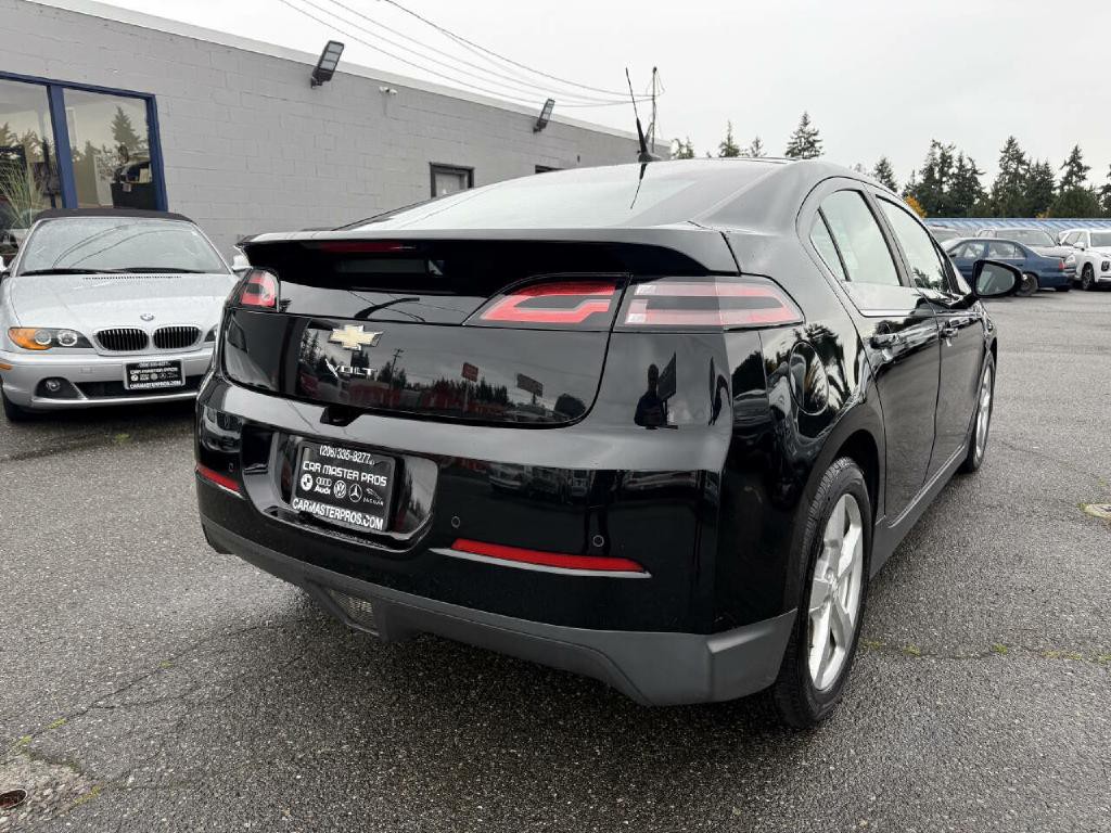 2012 Chevrolet Volt Image 12