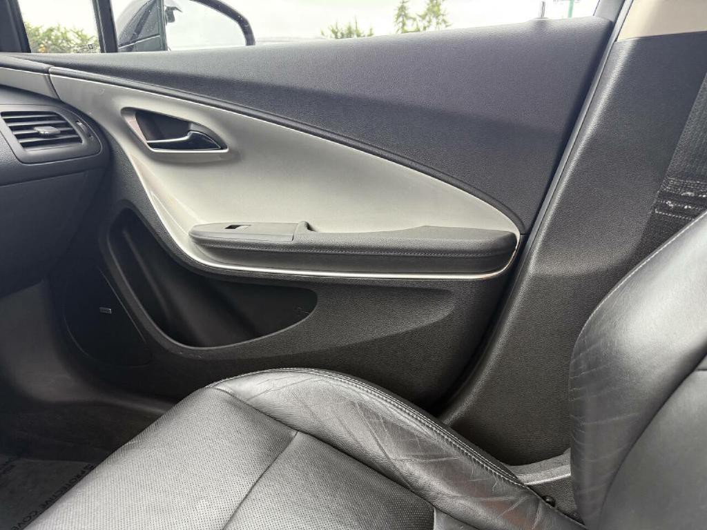 2012 Chevrolet Volt Image 25