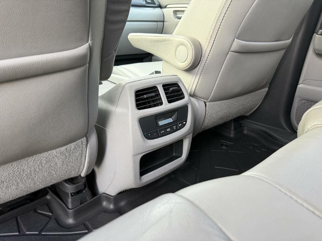 2016 Honda Pilot Image 14