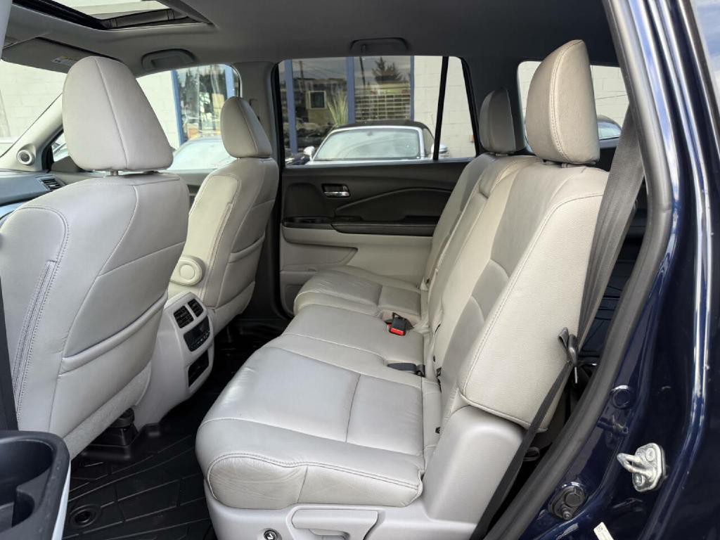 2016 Honda Pilot Image 16