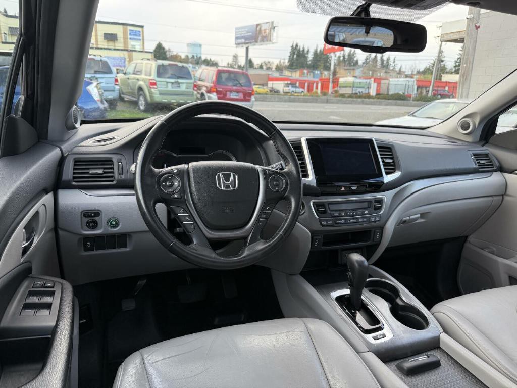 2016 Honda Pilot Image 15