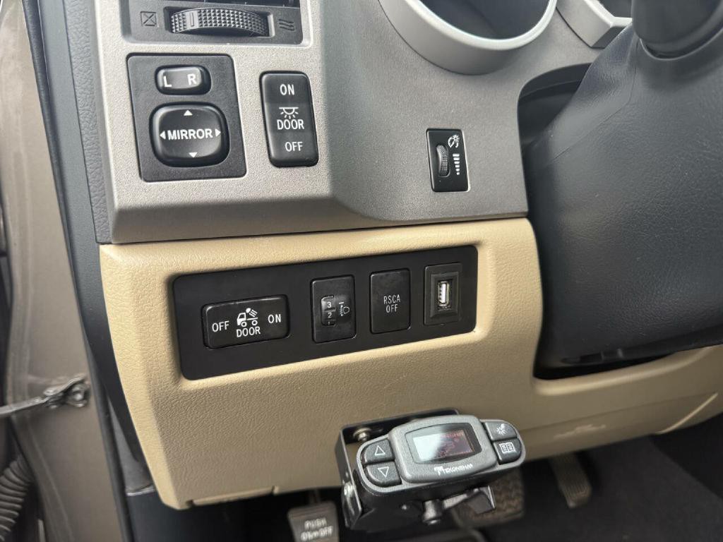 2012 Toyota Tundra Image 24