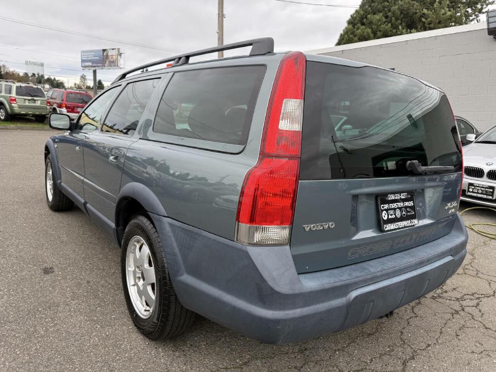 2003 Volvo XC70 Image 10