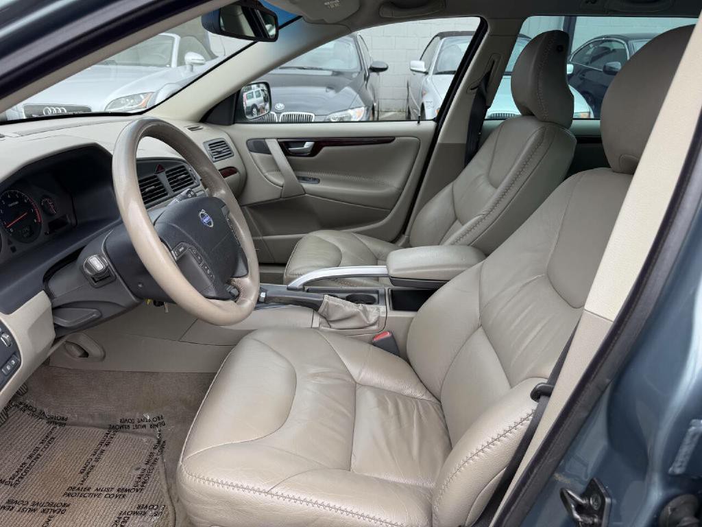 2003 Volvo XC70 Image 13