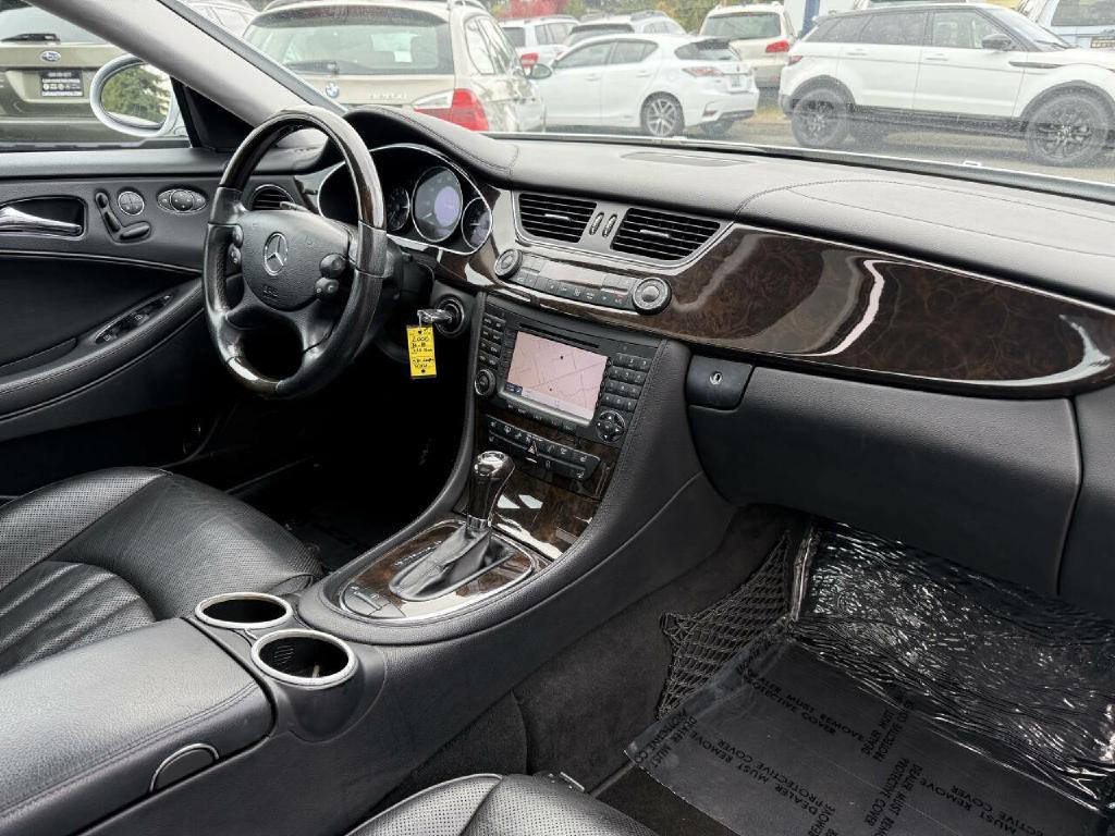 2006 Mercedes-Benz CLS-Class Image 12