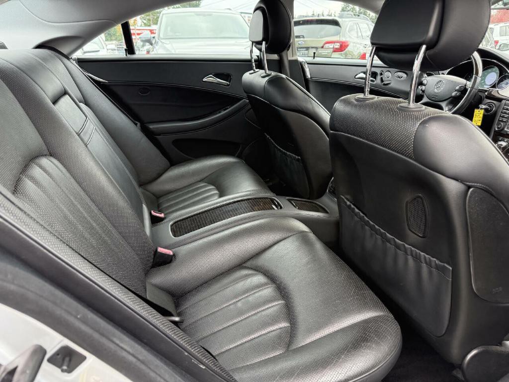 2006 Mercedes-Benz CLS-Class Image 13