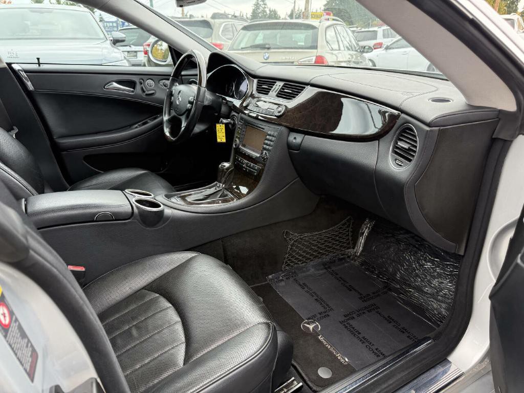2006 Mercedes-Benz CLS-Class Image 14