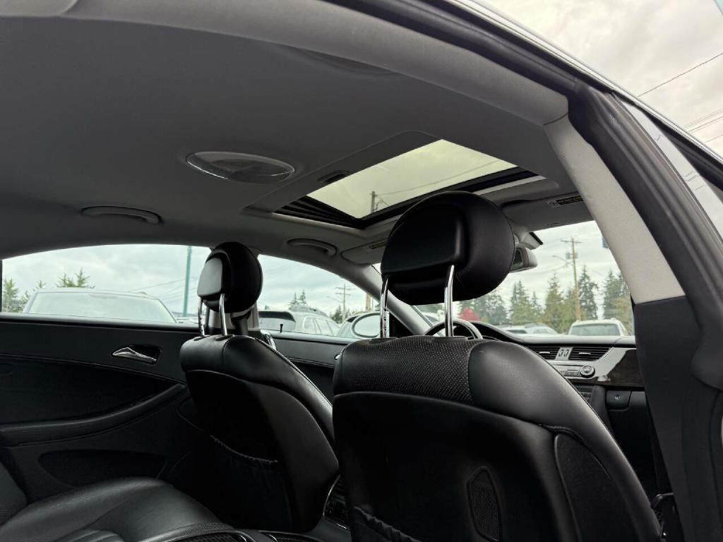 2006 Mercedes-Benz CLS-Class Image 17