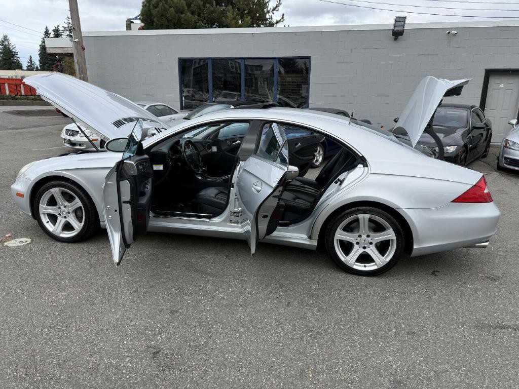 2006 Mercedes-Benz CLS-Class Image 26