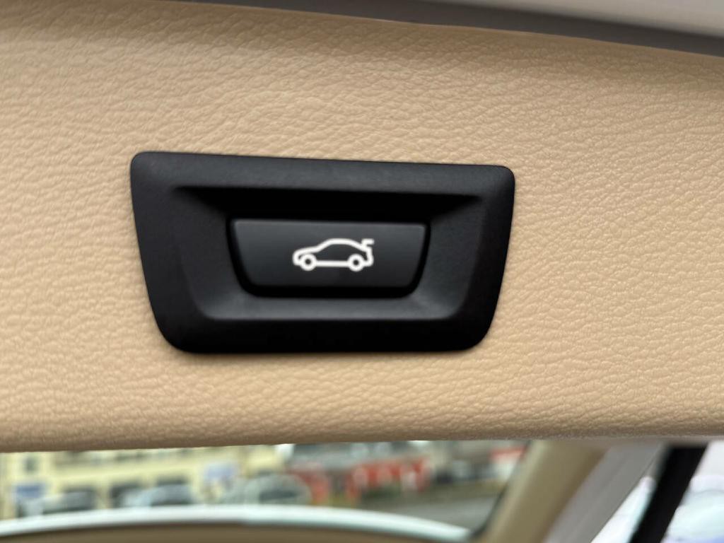 2011 BMW X3 Image 15