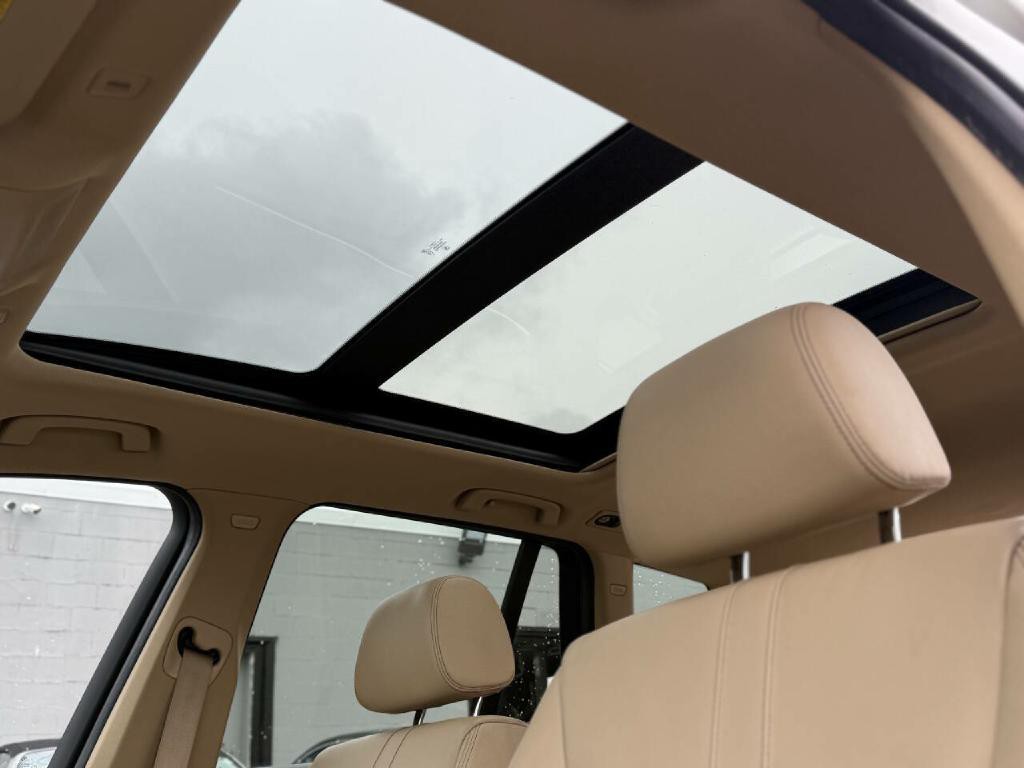 2011 BMW X3 Image 22