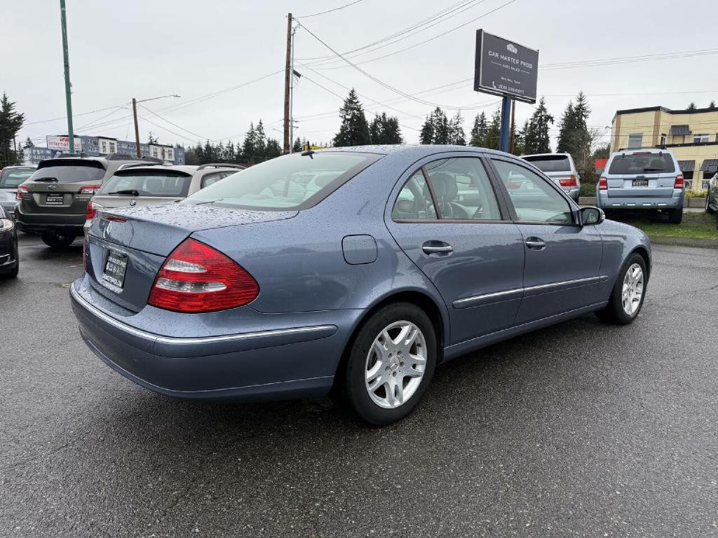 2003 Mercedes-Benz E-Class Image 8