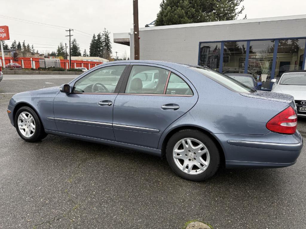2003 Mercedes-Benz E-Class Image 12