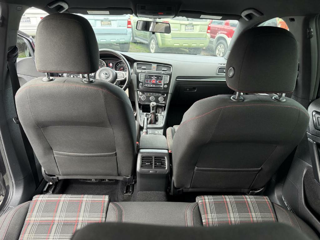 2016 Volkswagen GTI Image 21