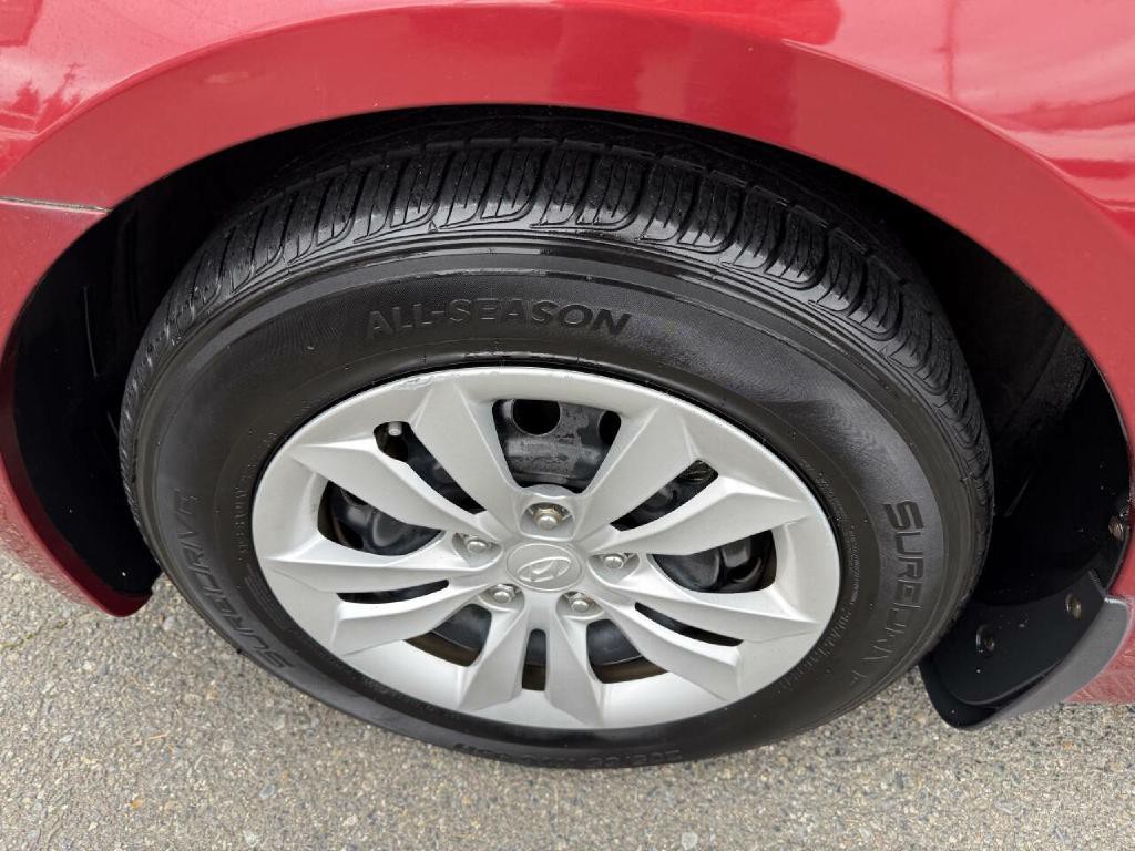 2011 Hyundai Sonata Image 10