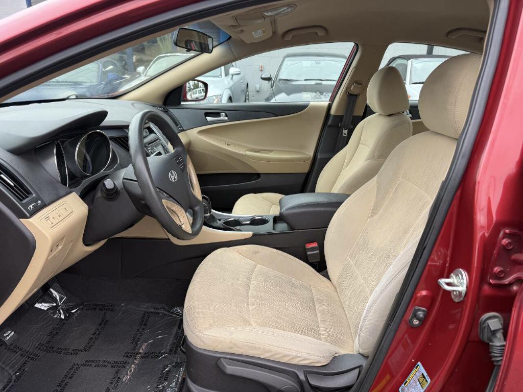 2011 Hyundai Sonata Image 13