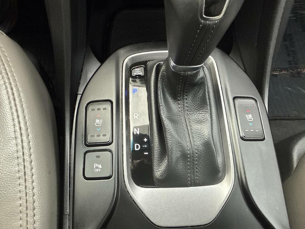 2015 Hyundai Santa Fe Sport Image 16