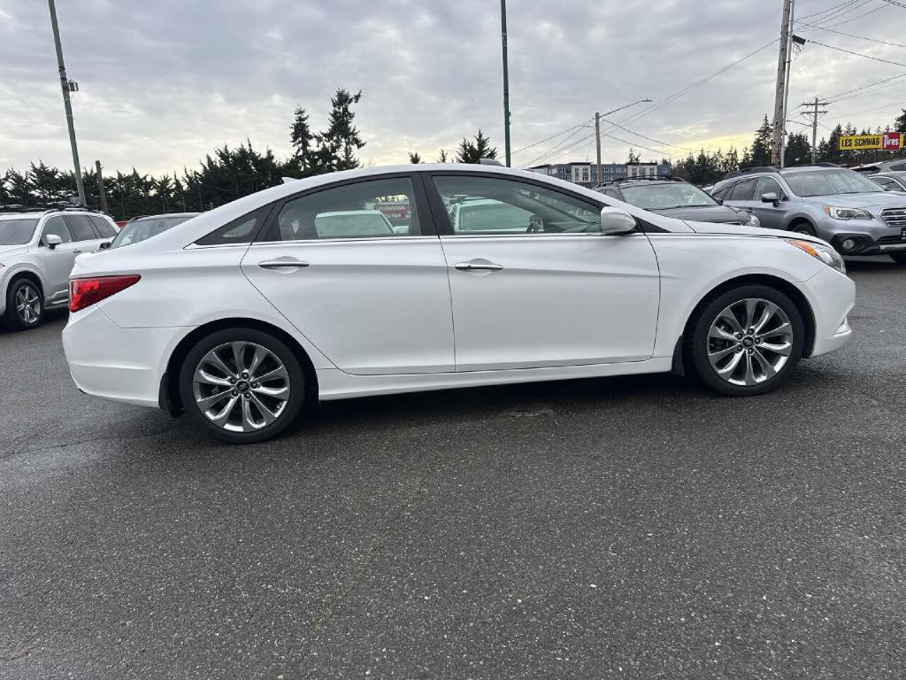 2013 Hyundai Sonata Image 8